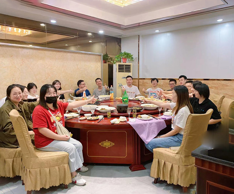 中南鋼構(gòu)集裝箱房吳江辦公室9月14迎新團(tuán)建